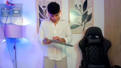 justin_payn14 online show from 04/30/26, 03:02