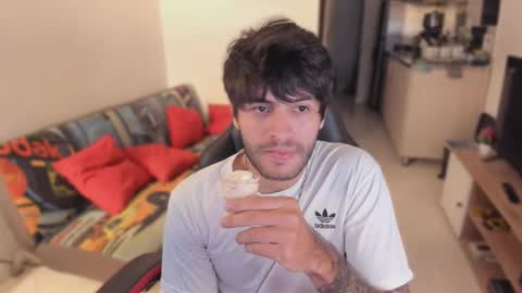 Snapshot of justin_stark1 chatting on 10/23/25, 10:08 Diego online show from 10/23/25, 10:08