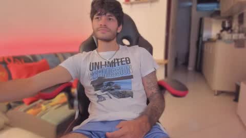 Snapshot of justin_stark1 chatting on 11/12/25, 10:09 Diego online show from 11/12/25, 10:09