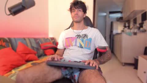 Snapshot of justin_stark1 chatting on 11/20/25, 06:18 Diego online show from 11/20/25, 06:18