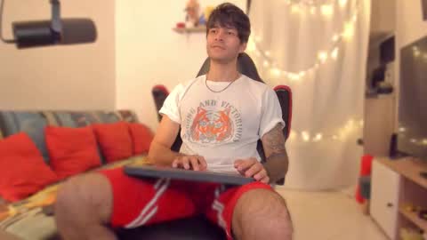 Snapshot of justin_stark1 chatting on 12/19/25, 10:06 Diego online show from 12/19/25, 10:06