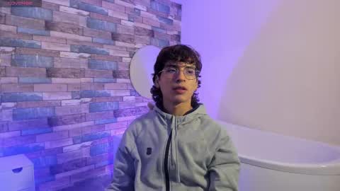  justin  online show from 03/25/26, 12:11