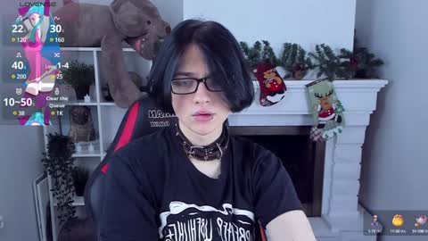 Snapshot of justin_twinkboy chatting on 12/27/24, 08:07 JUSTIN online show from 12/27/24, 08:07