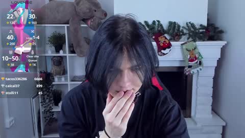 Snapshot of justin_twinkboy chatting on 12/27/24, 11:10 JUSTIN online show from 12/27/24, 11:10