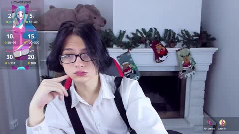 Snapshot of justin_twinkboy chatting on 12/29/24, 07:53 JUSTIN online show from 12/29/24, 07:53