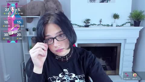 Snapshot of justin_twinkboy chatting on 01/12/25, 07:53 JUSTIN online show from 01/12/25, 07:53