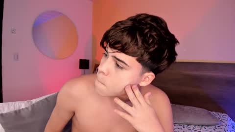 Justin online show from 02/12/25, 03:38