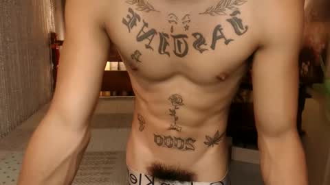 justine_hunk online show from 11/09/25, 01:59