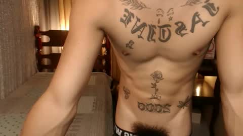 justine_hunk online show from 11/11/25, 04:23