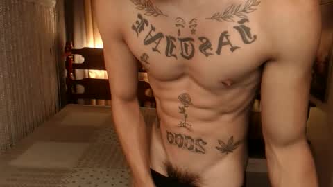 justine_hunk online show from 12/20/25, 05:20