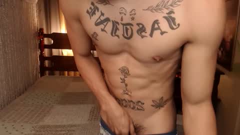 justine_hunk online show from 02/13/26, 04:25