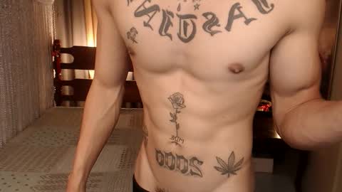 justine_hunk online show from 02/18/26, 05:25