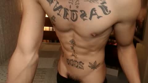 justine_hunk online show from 04/04/26, 03:38