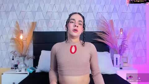 Justine online show from 03/25/26, 04:29