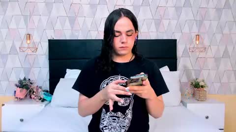 Justine online show from 04/16/26, 04:35