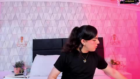 Snapshot of justineperry chatting on 05/19/26, 04:41 Justine online show from 05/19/26, 04:41