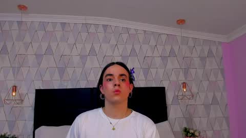 Snapshot of justineperry chatting on 05/25/26, 04:07 Justine online show from 05/25/26, 04:07