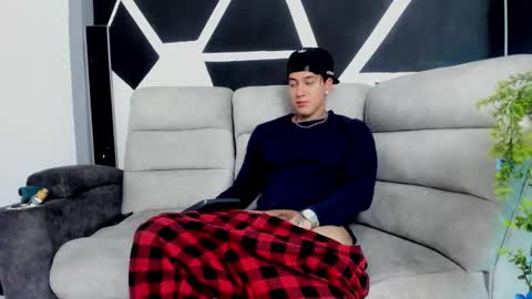 Snapshot of justinfuller_31 chatting on 11/09/25, 07:01 justinfuller_31 online show from 11/09/25, 07:01