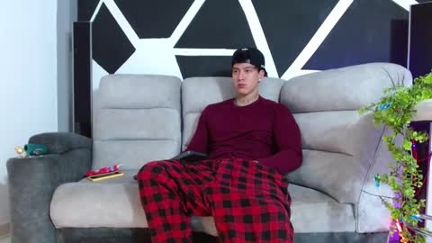 Snapshot of justinfuller_31 chatting on 11/15/25, 03:52 justinfuller_31 online show from 11/15/25, 03:52