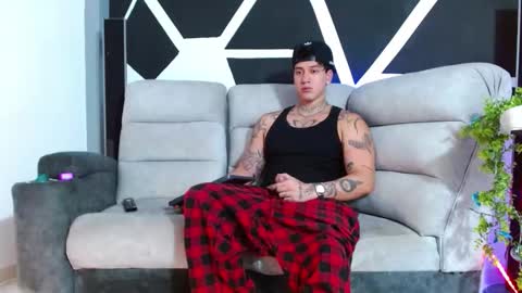 Snapshot of justinfuller_31 chatting on 11/19/25, 04:51 justinfuller_31 online show from 11/19/25, 04:51