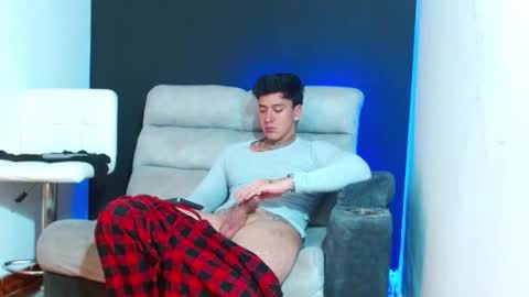 justinfuller_31 online show from 03/10/26, 08:03