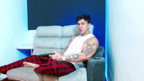 justinfuller_31 online show from 04/12/26, 06:24