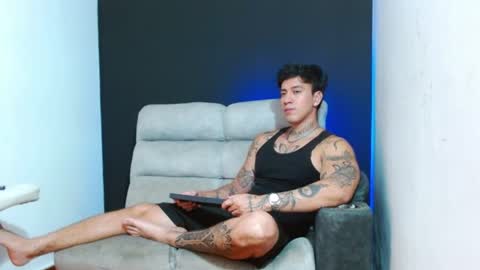 justinfuller_31 online show from 06/28/26, 11:33