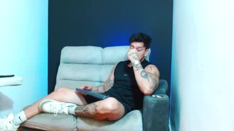 justinfuller_31 online show from 07/14/26, 09:20