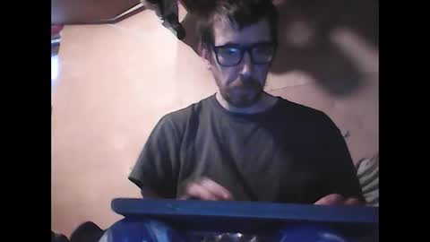 Snapshot of justinjerksit chatting on 12/27/24, 05:05 justinjerksit online show from 12/27/24, 05:05