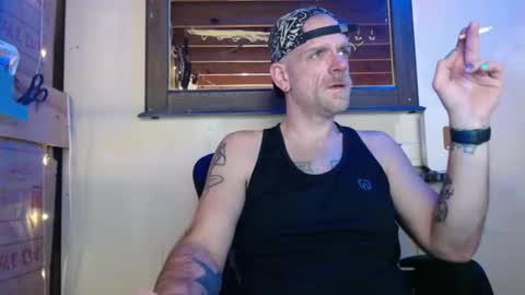 Snapshot of justinmoore1987 chatting on 03/05/25, 04:45 justinmoore1987 online show from 03/05/25, 04:45