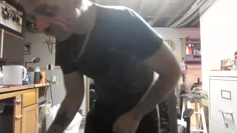 Snapshot of justinmoore1987 chatting on 12/14/25, 07:58 justinmoore1987 online show from 12/14/25, 07:58