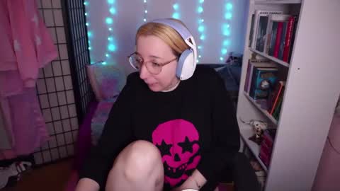 Kerry online show from 10/15/25, 08:14