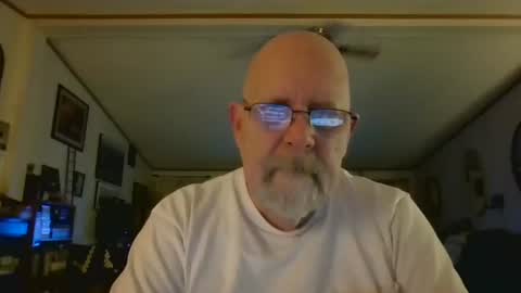 Snapshot of justlustagain chatting on 02/18/26, 01:45 justlustagain online show from 02/18/26, 01:45