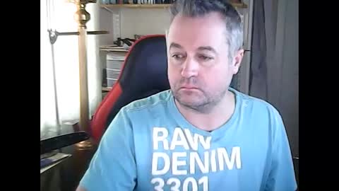 Snapshot of justmav chatting on 02/18/26, 10:44 justmav online show from 02/18/26, 10:44