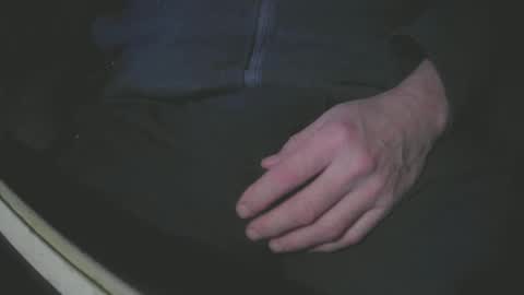 Snapshot of justme39057 chatting on 12/10/24, 04:38 Justme39057 online show from 12/10/24, 04:38