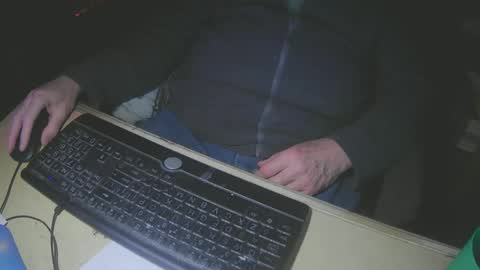 Snapshot of justme39057 chatting on 12/30/24, 06:16 Justme39057 online show from 12/30/24, 06:16