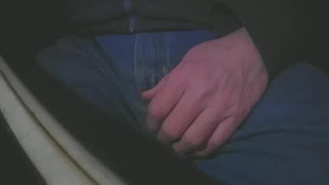 Snapshot of justme39057 chatting on 02/05/25, 10:12 Justme39057 online show from 02/05/25, 10:12