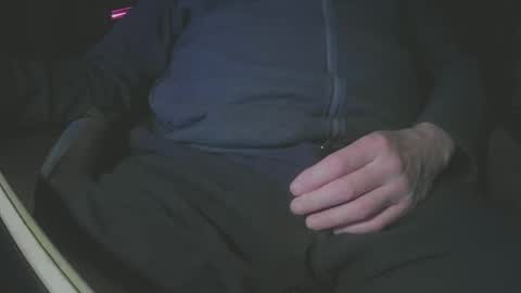 Snapshot of justme39057 chatting on 02/28/25, 05:04 Justme39057 online show from 02/28/25, 05:04