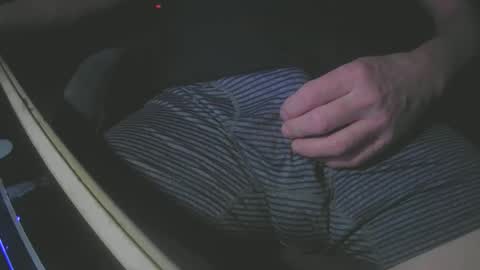 Snapshot of justme39057 chatting on 03/01/25, 06:32 Justme39057 online show from 03/01/25, 06:32