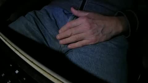 Snapshot of justme39057 chatting on 09/22/25, 05:59 Justme39057 online show from 09/22/25, 05:59