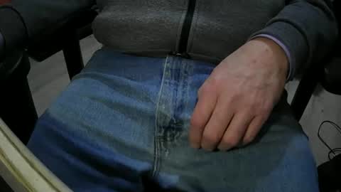 Snapshot of justme39057 chatting on 11/10/25, 09:14 Justme39057 online show from 11/10/25, 09:14