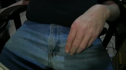 Snapshot of justme39057 chatting on 11/14/25, 08:07 Justme39057 online show from 11/14/25, 08:07