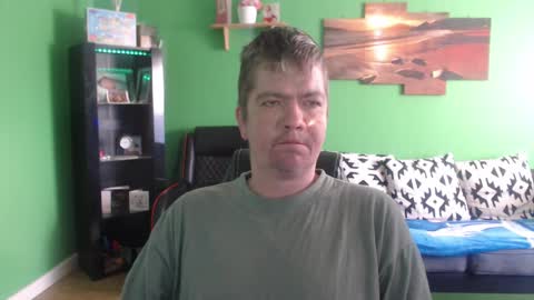 Snapshot of justme_19830331 chatting on 12/02/24, 09:13 Justme online show from 12/02/24, 09:13