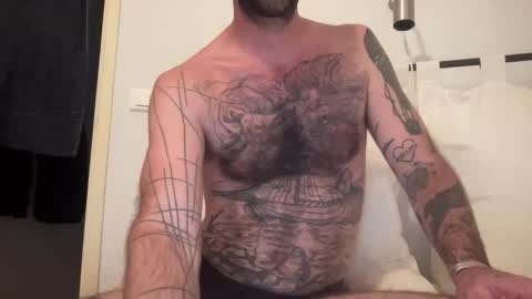 justmeandyou00 online show from 11/01/25, 03:58