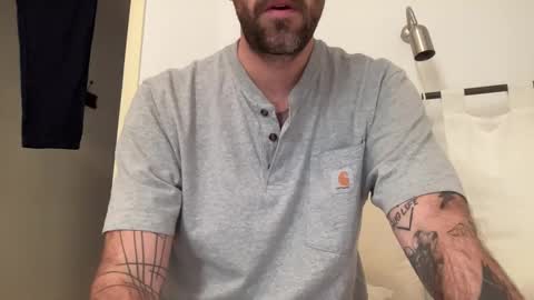 Snapshot of justmeandyou00 chatting on 01/15/26, 11:37 justmeandyou00 online show from 01/15/26, 11:37