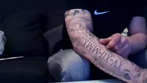 justmehere077 online show from 03/01/25, 01:53