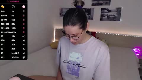 Julie online show from 04/24/26, 04:09