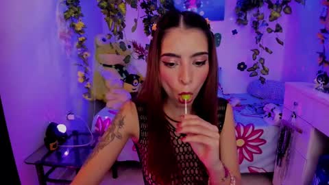 Mia online show from 02/25/25, 05:08