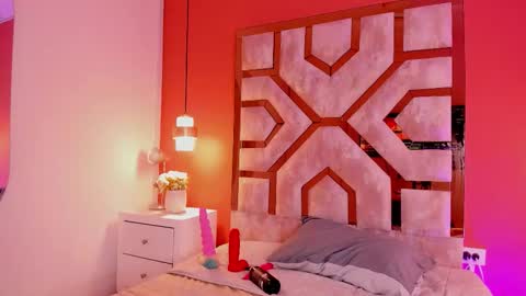 Mia online show from 02/20/26, 06:26