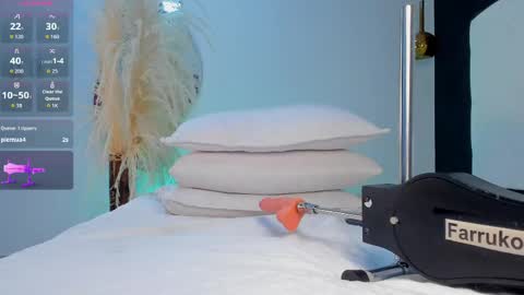 justmolly_ online show from 05/20/26, 05:13